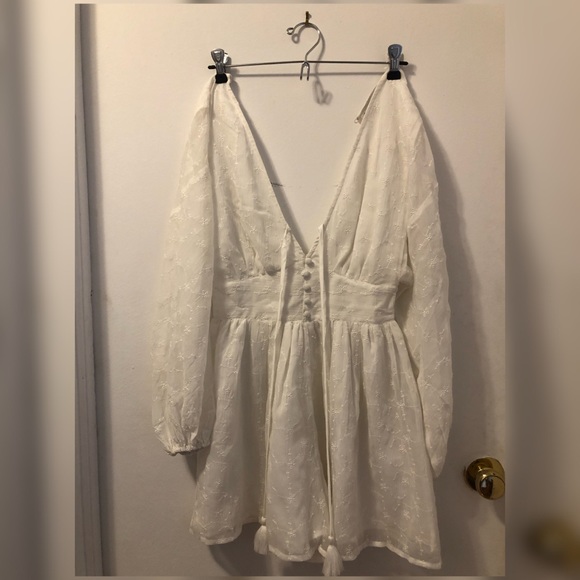 NWOT ASOS White Flowy Romper - Picture 3 of 5